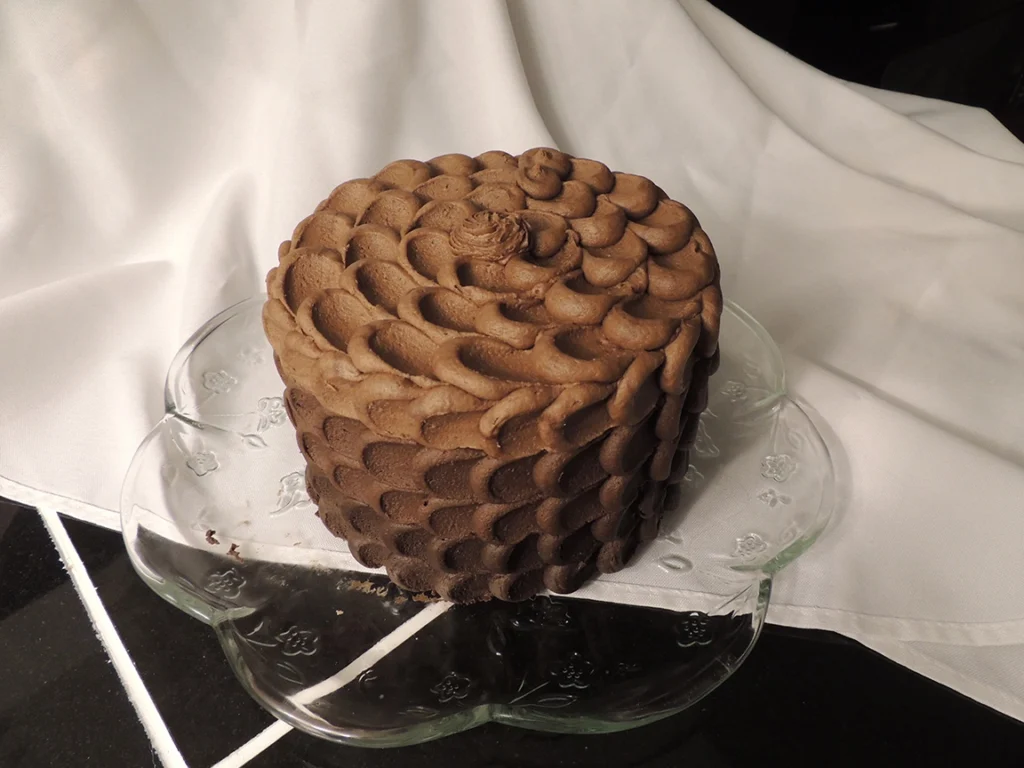 More Custom Cakes - Chocolate Ombre_02