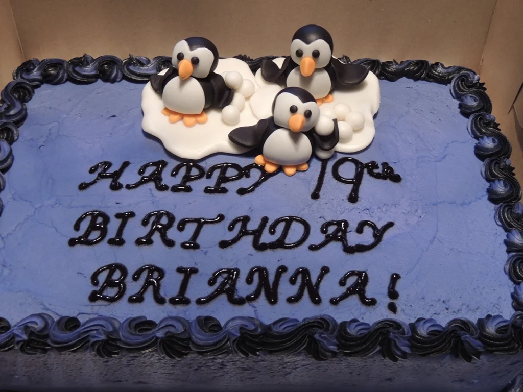 More Custom Cakes - Penguins_01